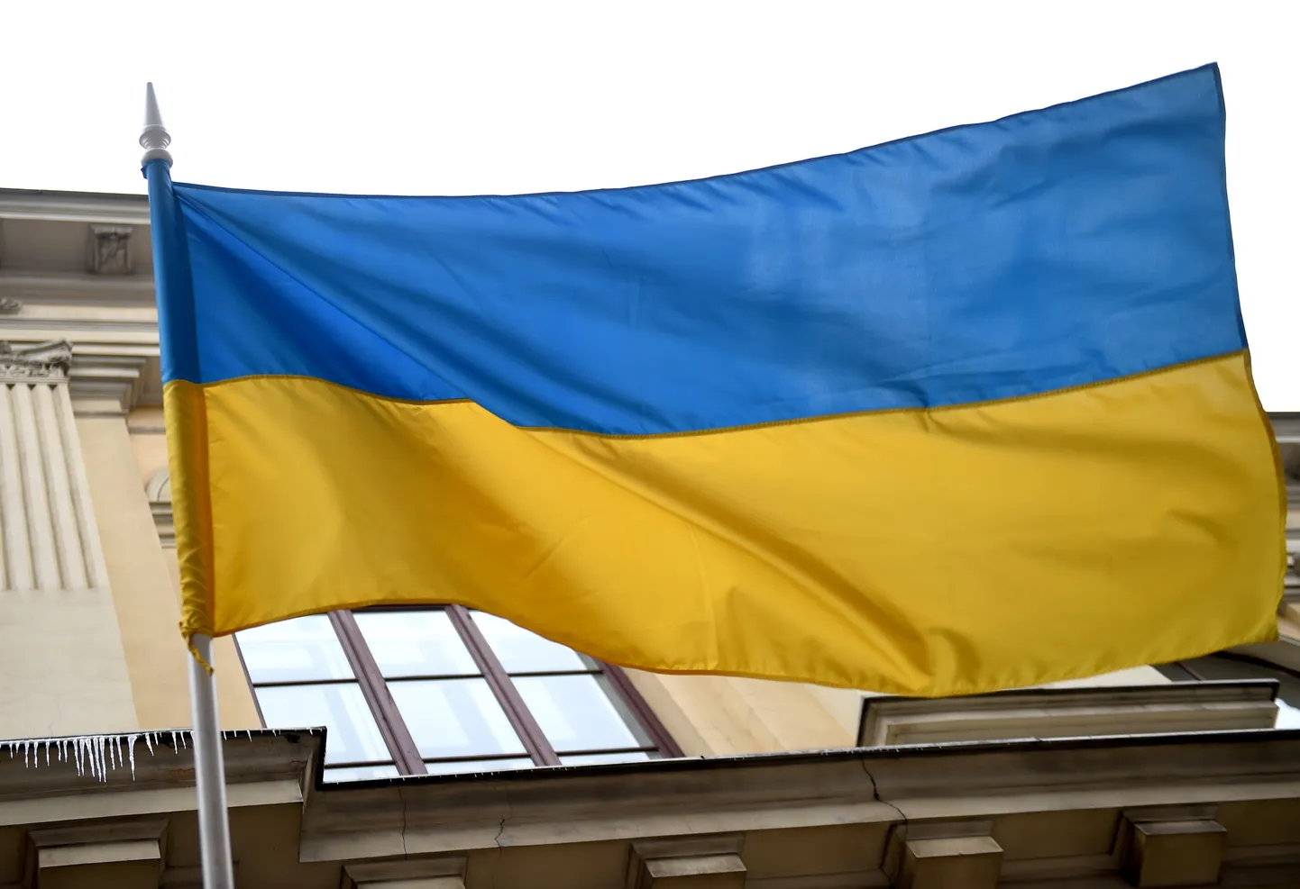 Флаг Украины в Риге