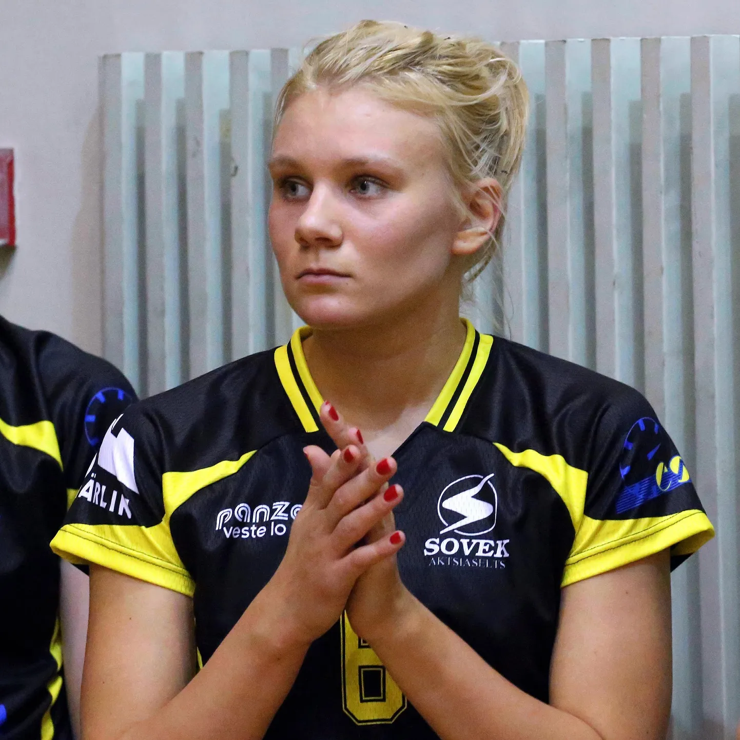 Julia Mõnnakmäe