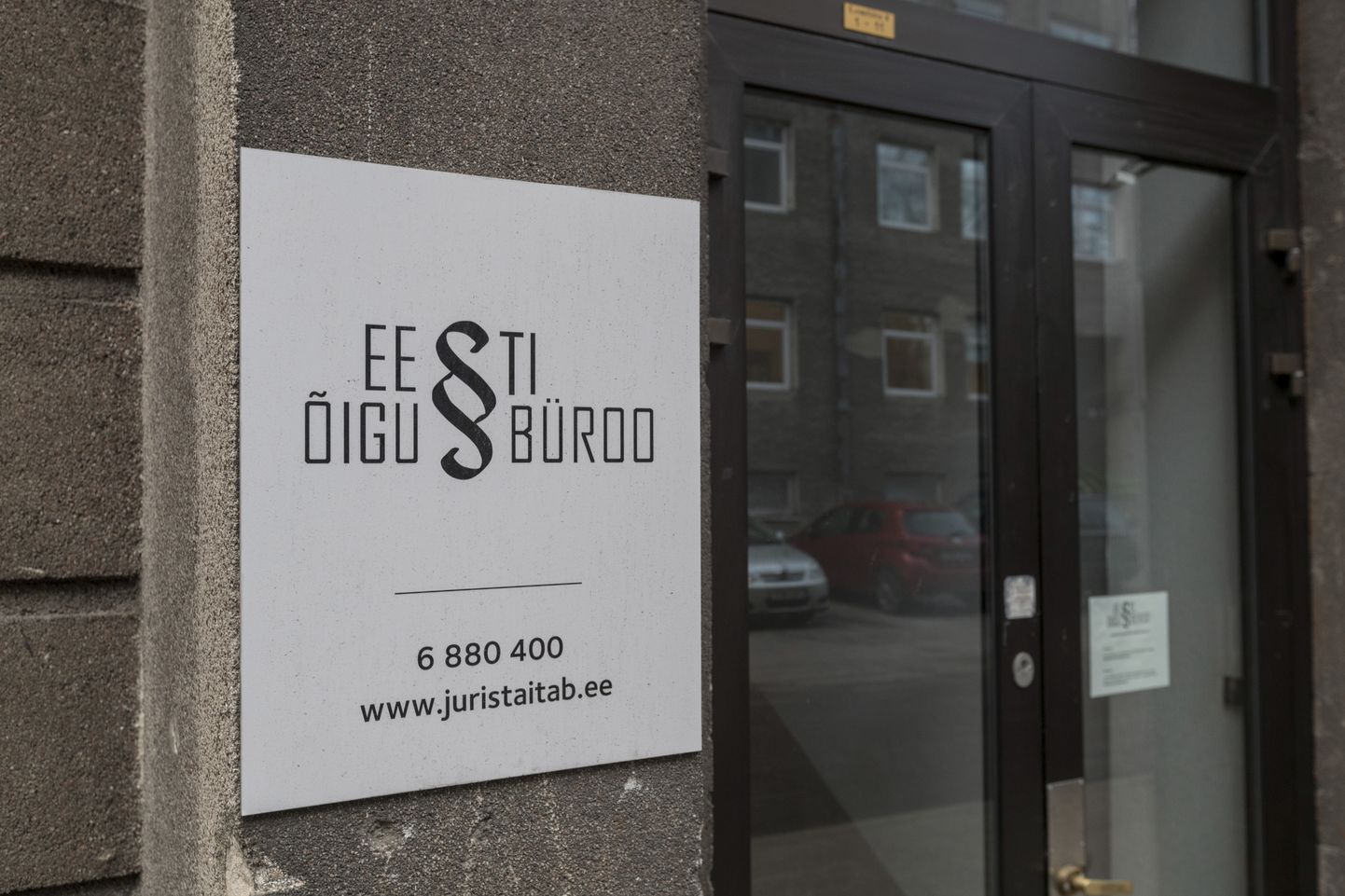 Eesti Õigusbüroo.