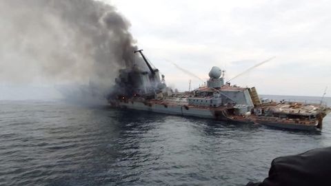 СМИ: в результате крушения крейсера 