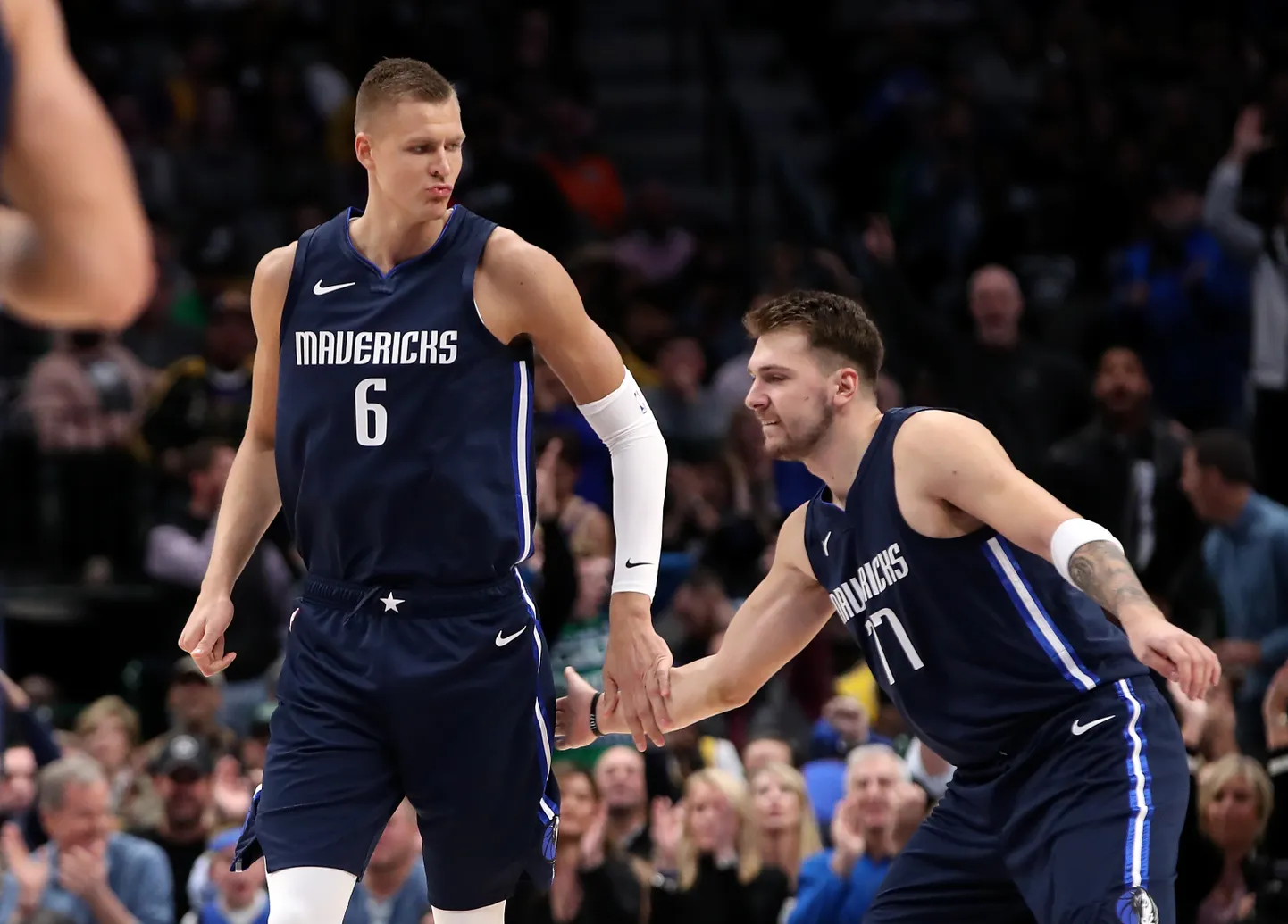 Kristaps Porziņģis un Luka Dončičs