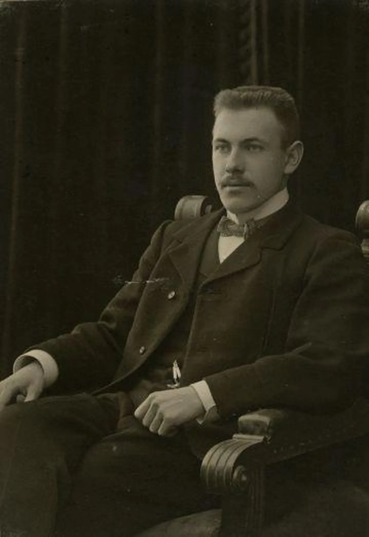 Bernhard Linde (1906).