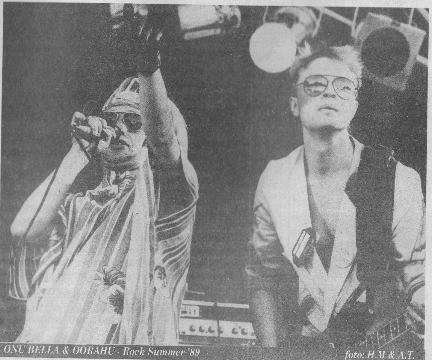 Fotomeenutus Tarmo Linnasest (paremal) ja Onu Bellast 1989. aasta Rock Summeril.