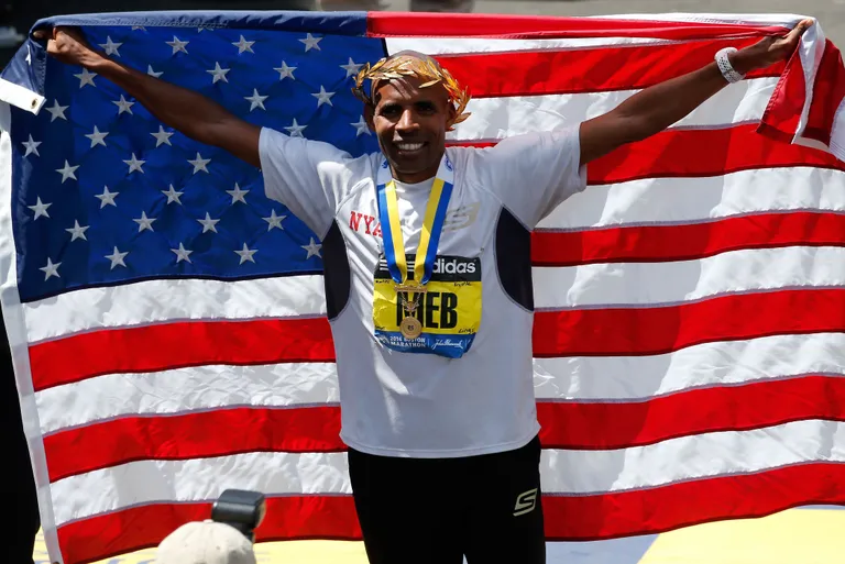 Mebrahtom Keflezighi 2014. aastal Bostoni maratoni võitjana