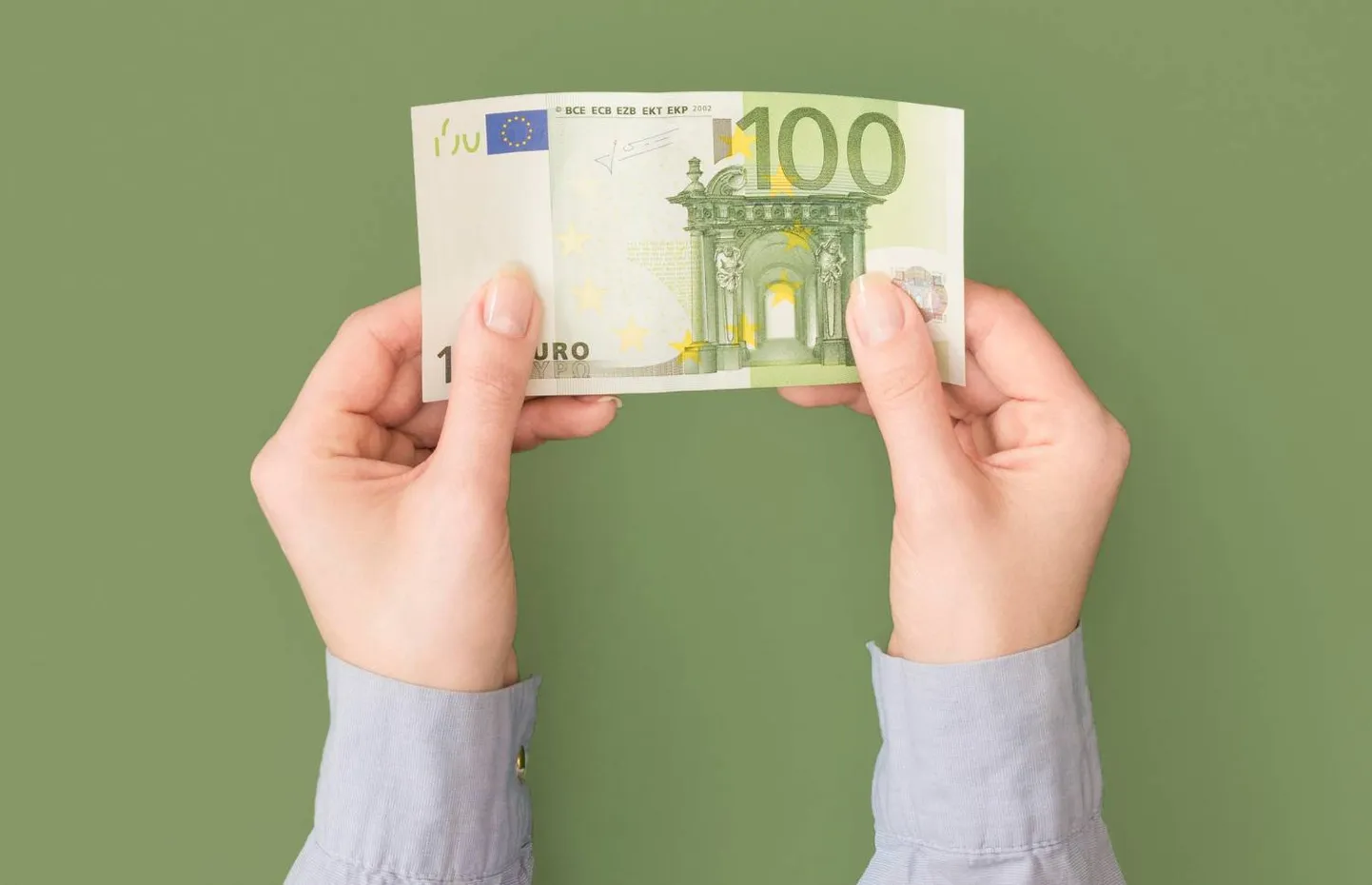 Частные инвесторы претендуют на 15% от заявленного объема гособлигаций.