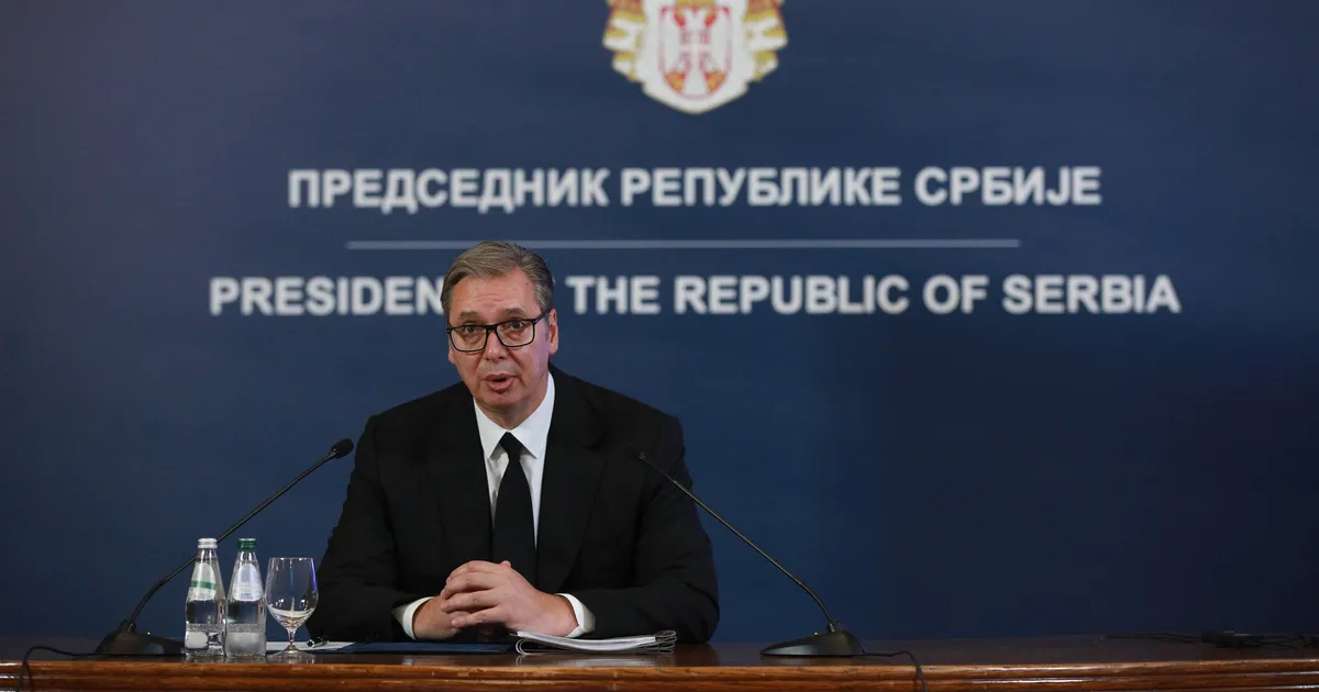 Serbia president Aleksandar Vučić teatas tagasiastumisest