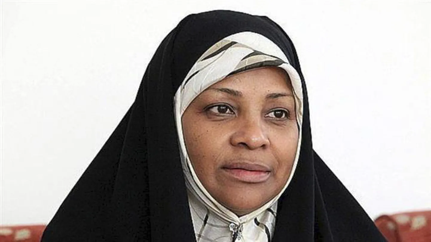 Jaanuaris Ühendriikides kinni peetud Iraani riikliku telekanali Press TV uudisteankur Marzieh Hashemi, kes on USA-s sündinud.