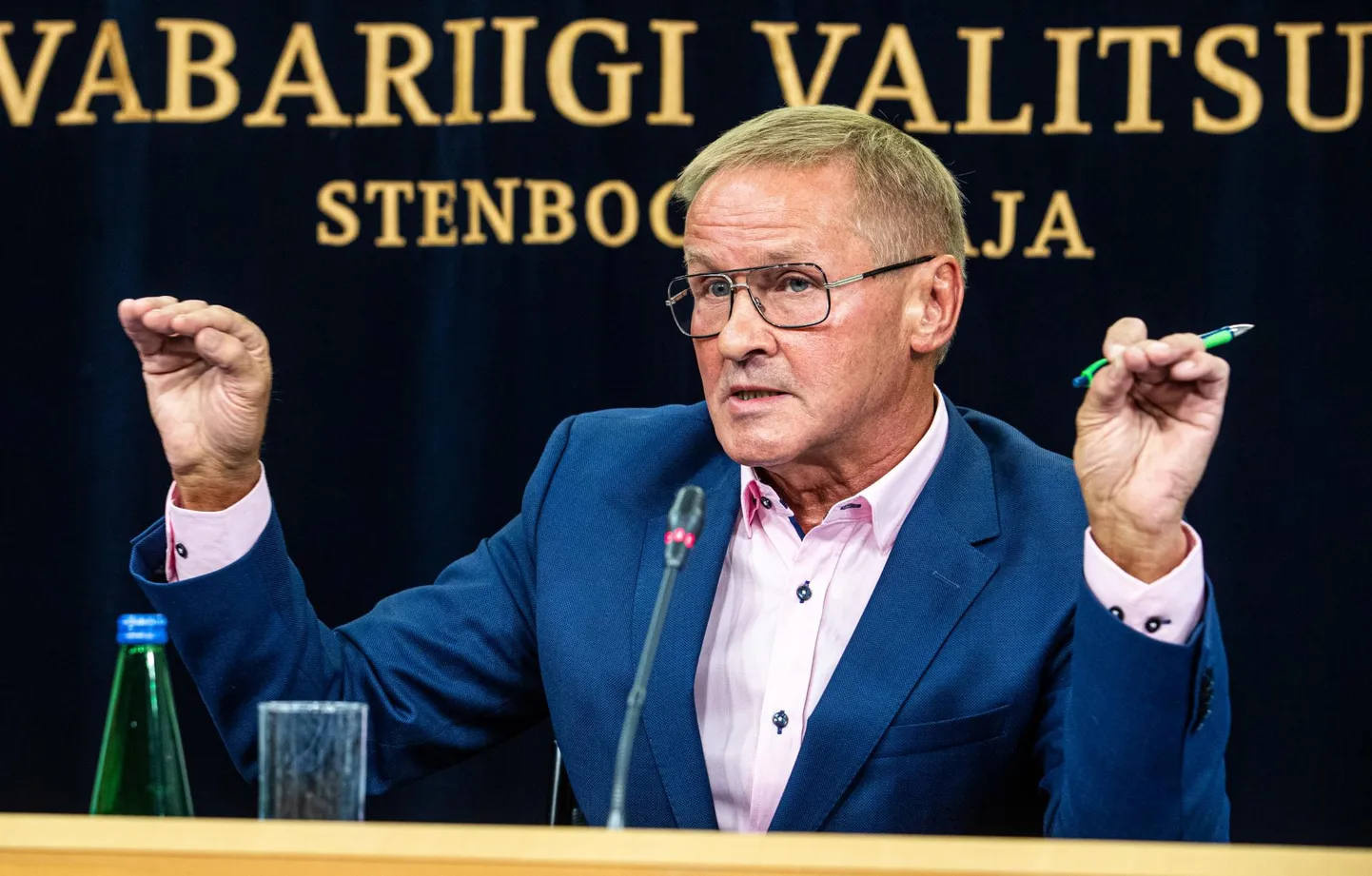 Riigihalduse minister Jaak Aabi selgitusel jääb reaalne palgakasv ministeeriumite otsustada.