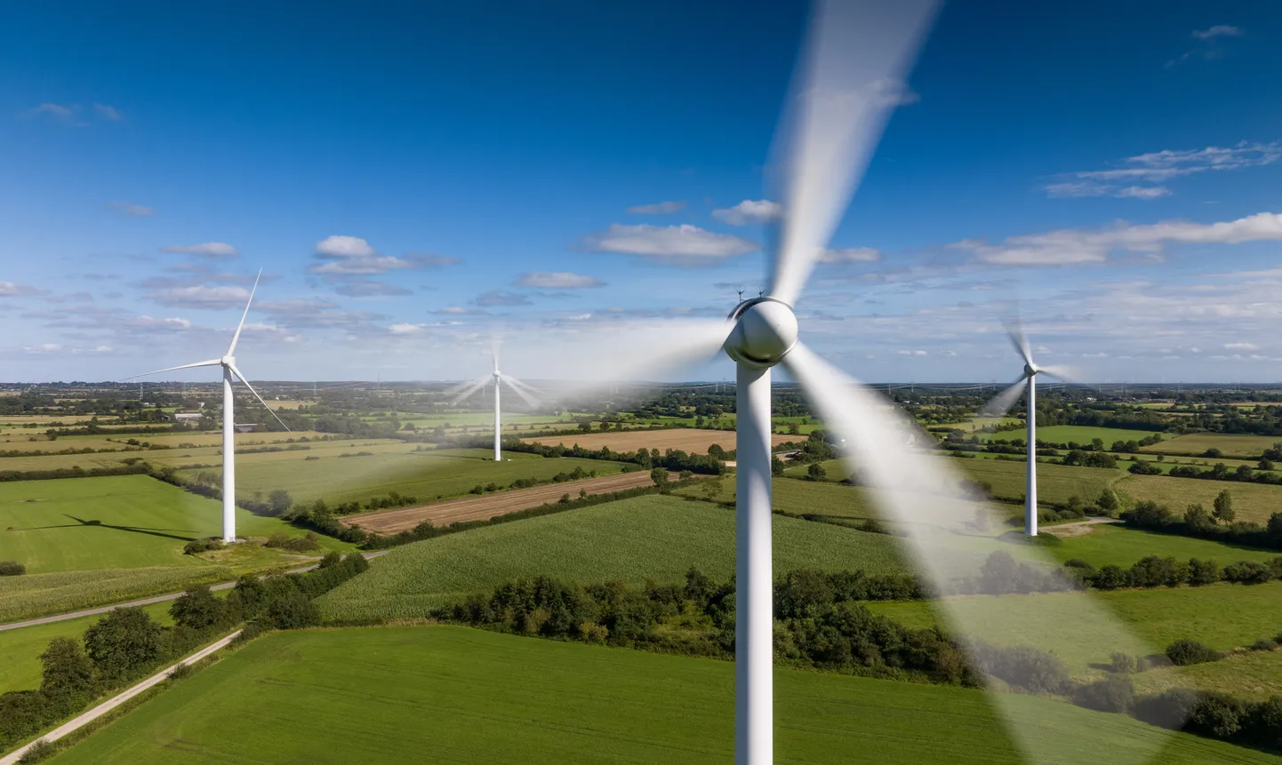 Peame silmitsi seisma tõega: väide, et odav päikese- ja tuuleenergia asendab fossiilkütuseid, on ohtlik ja kallis vale.