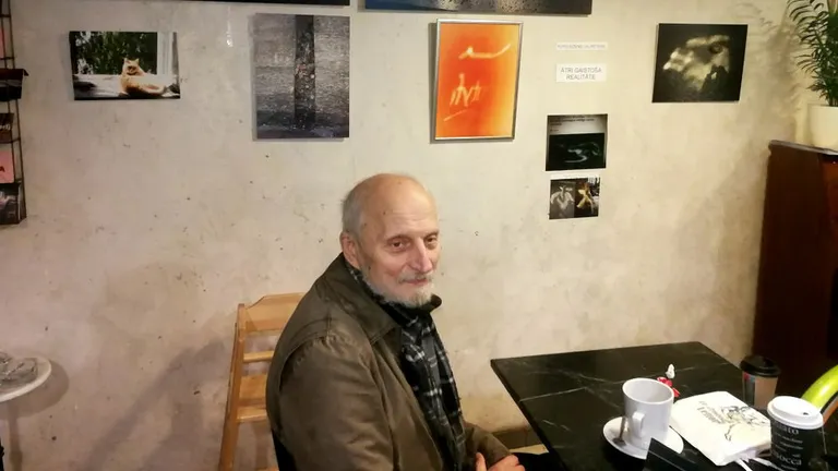 Mākslinieks Eižens Valpēters.