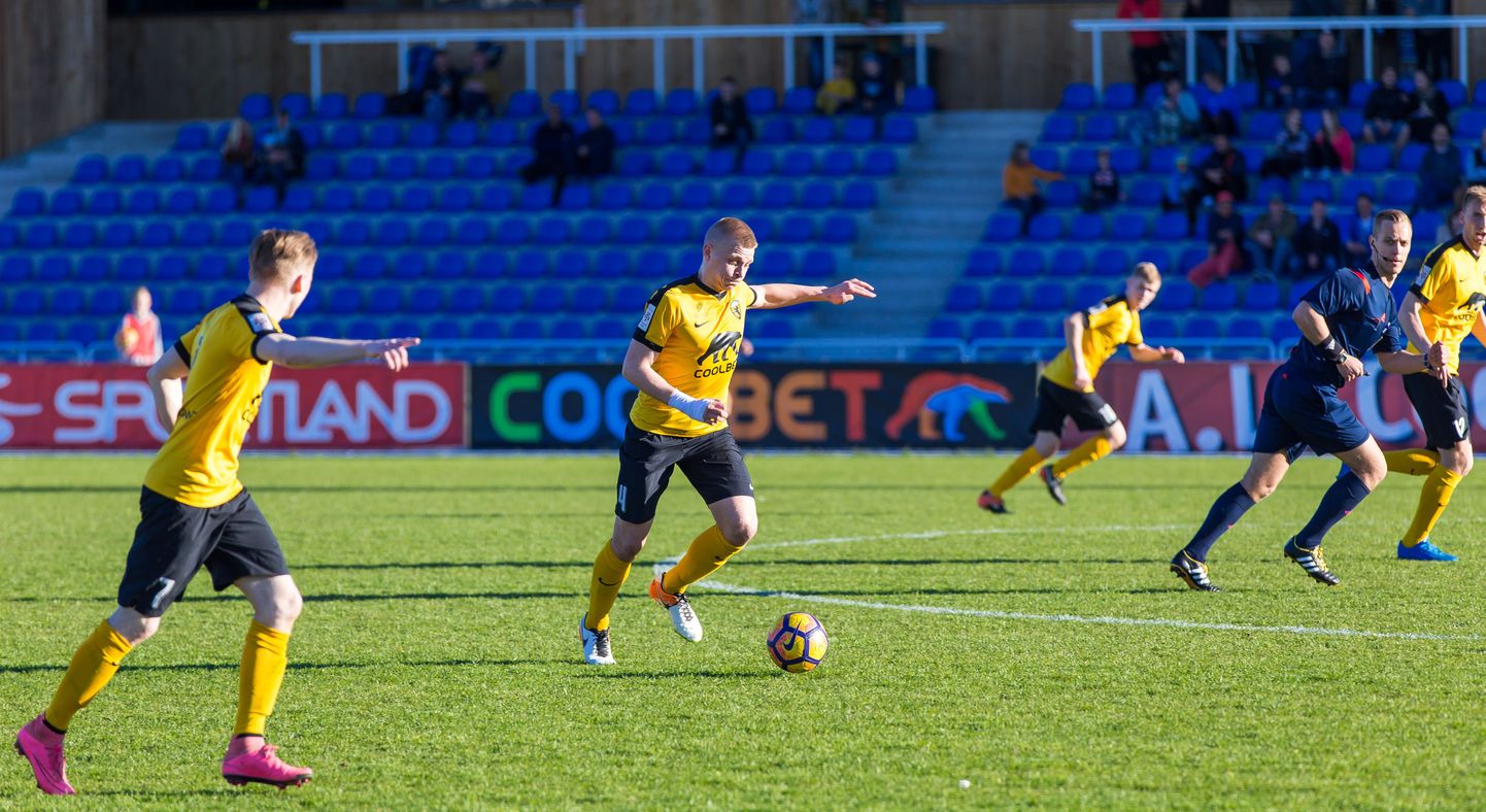 Pärnu Vapruse jalgpallimeeskond pääses karikasarja uueks hooajaks loosiga otse teise ringi.