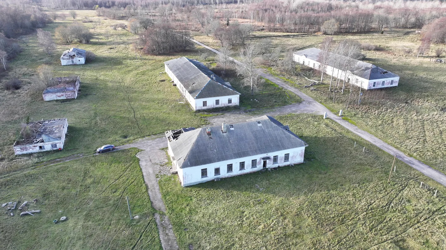 Maantee küla raketibaas õhust: Militaarhuvilise Kristo Pärniku jaoks on droonifotode tegemine nii põnev hobi kui ka võimalus säilitada ajalugu piltides.