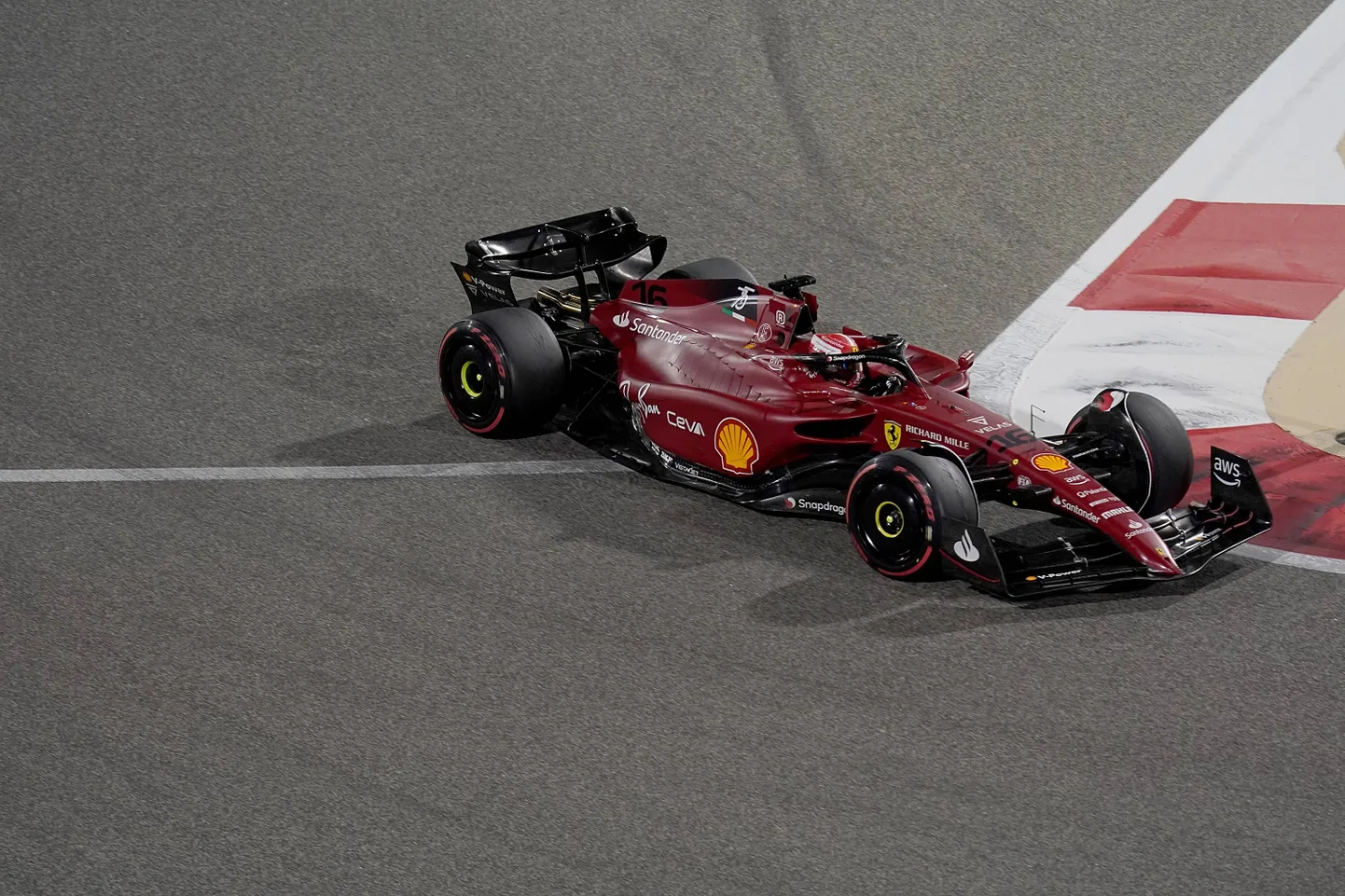 Ferrari sõitja Charles Leclerc.