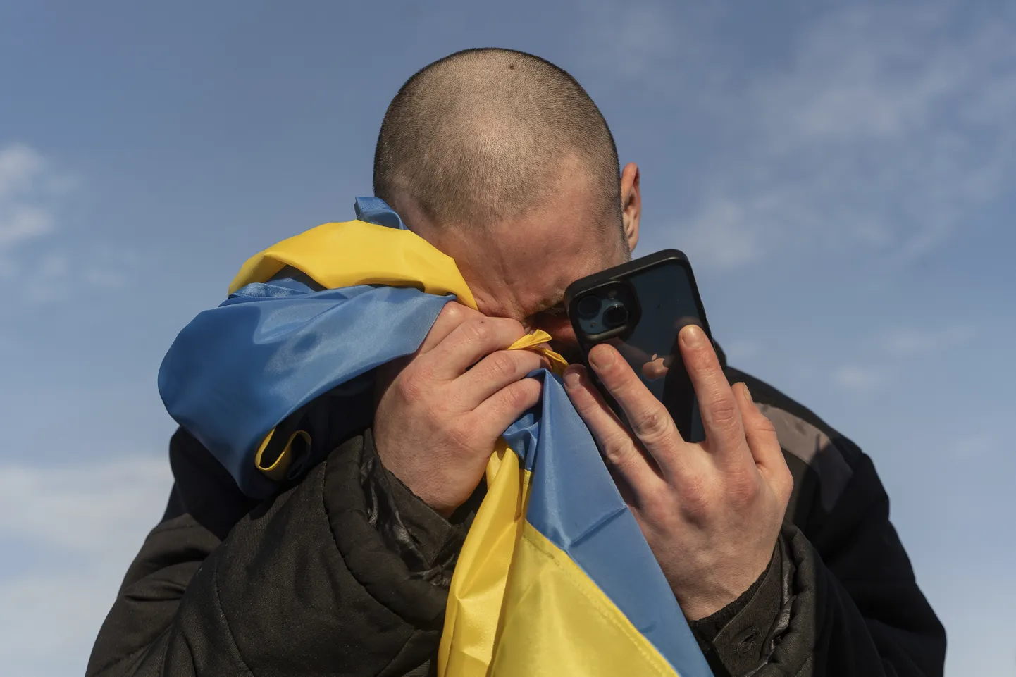 Äsja vabadusse pääsenud ukrainlasest sõjavang.