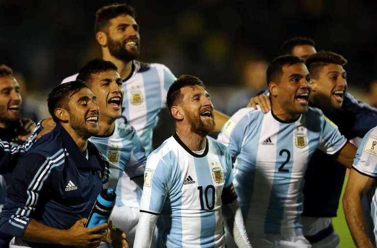 Argentina koondise suur rõõm ja kergendus. FOTO: Edgard Garrido / Reuters / Scanpix