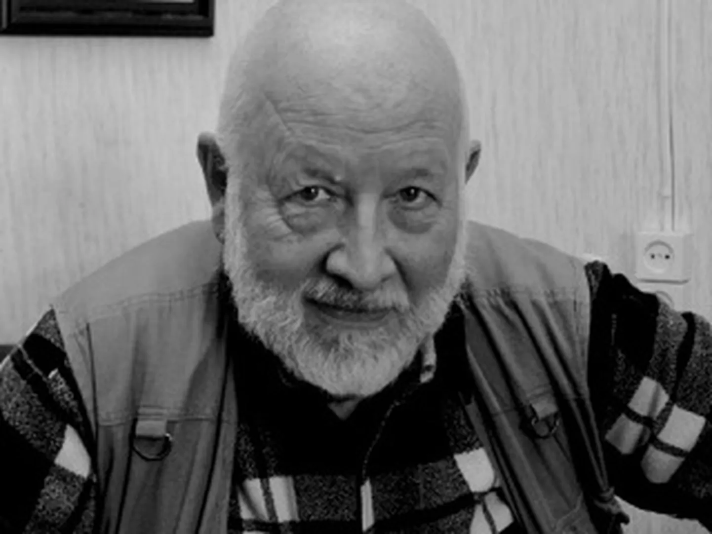 Художник Николай Уваров
