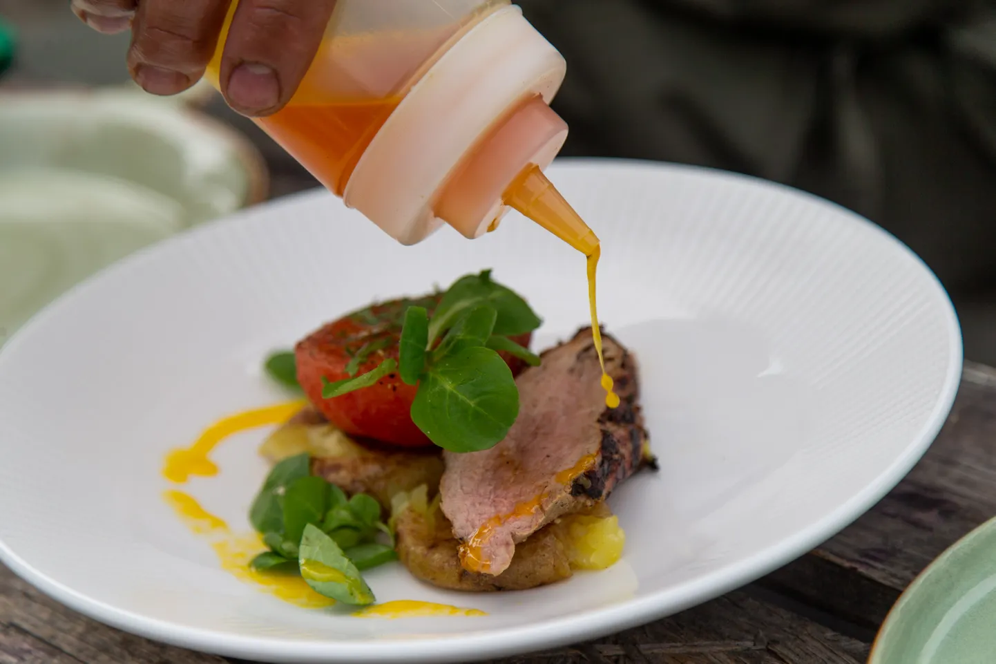 Tallinn, 18.06.2018
Kokk Juhan Heinsalu ja Tallinn restoran MImosa toidud. ARTER

Restoran Mimosa. Chef Juhan Heinsalu. In the picture is a food at Restoran Mimosa, barbecue.
Foto: Joakim Klementi / Eesti Meedia