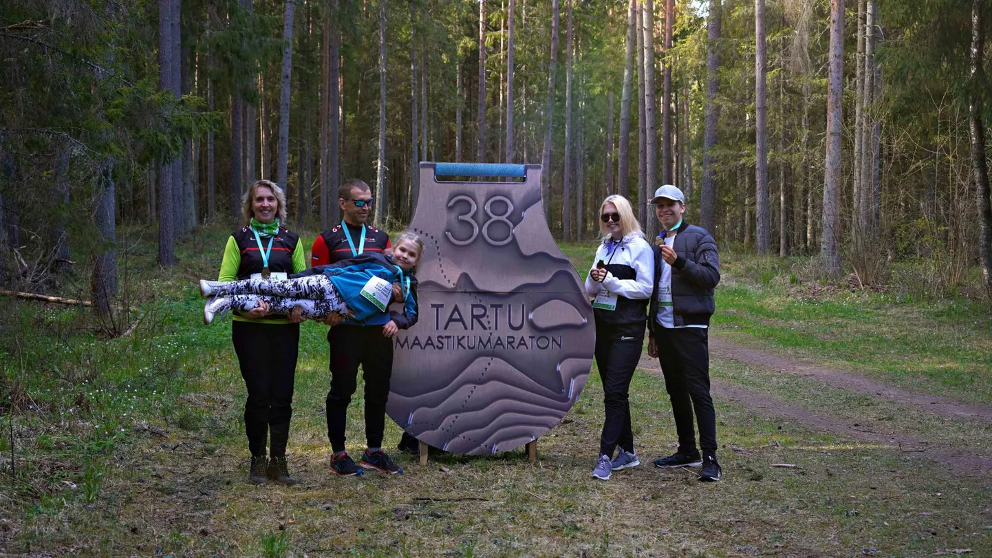 Perekond Vana läbis 10 kilomeetrit täies koosseisus.