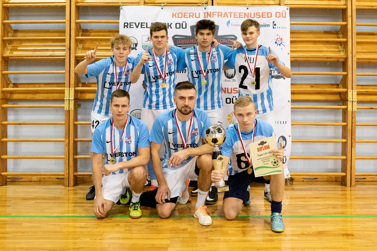 Koeru saalijalgpalli meistriliiga. I koht Paide linnameeskond