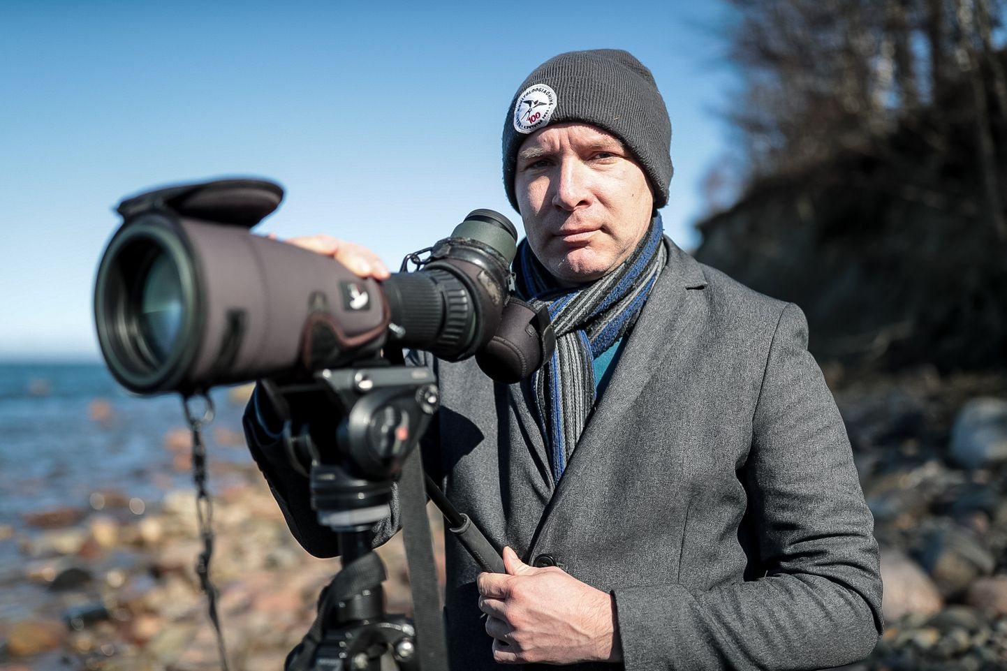 Kaarel Võhandu, a bird scientist and head of the Estonian Ornithological Society, confirms that he is not against the gas terminal in principle, but still considers it necessary to assess its environmental impact.
