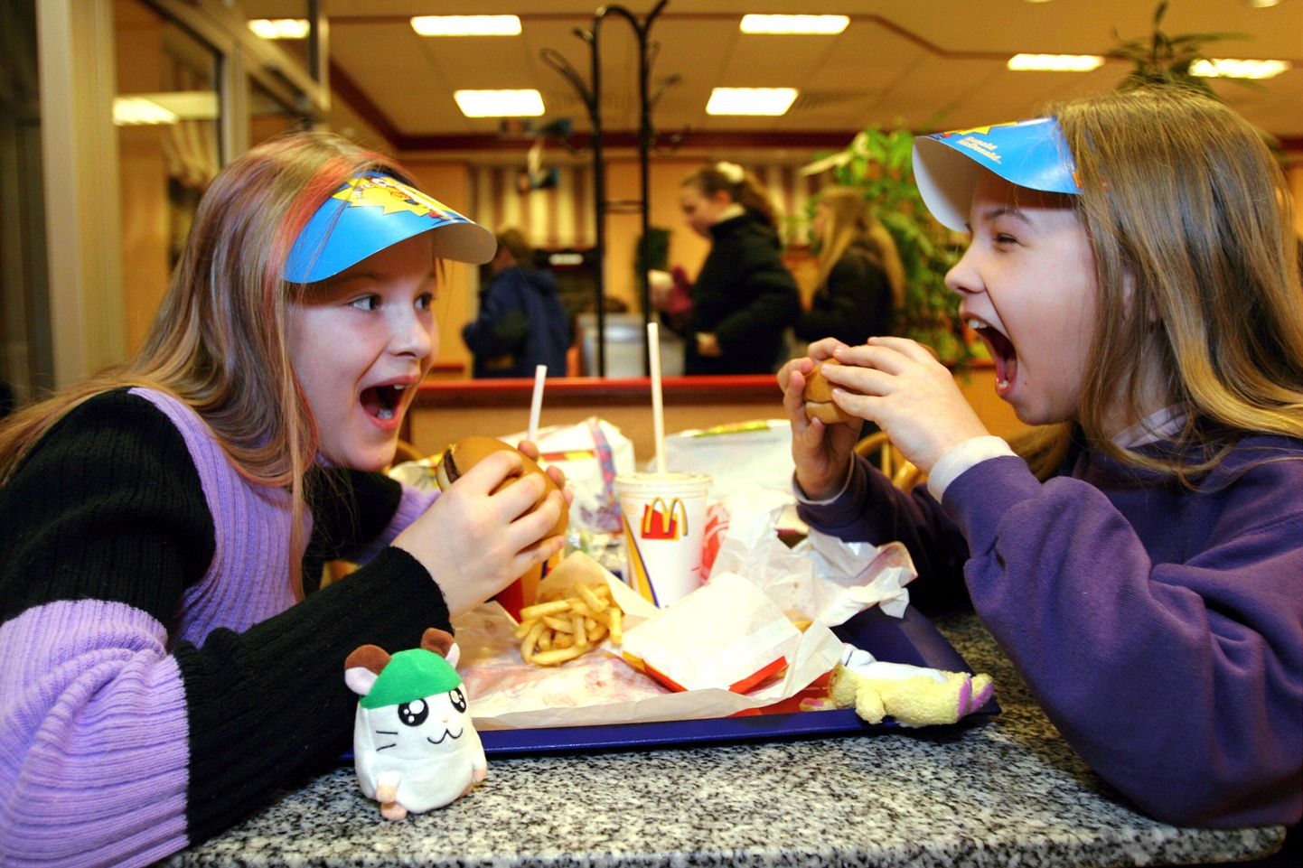 Pärnus avatakse linna esimene McDonald`s, kuhu on ehitatud ka lastele mõeldud sportimisnurk.