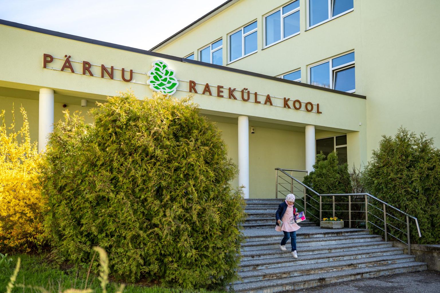 Raeküla kool läbib põhjaliku uuenduse, koolipere elu keeratakse pea peale