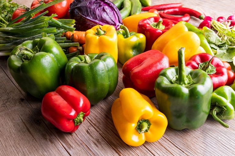 Köögiviljadest on esikohal magus pipar, mida rohelisem, seda väärtuslikum, värvunud viljal väheneb küll C-vitamiin, aga lisandub karotiin.