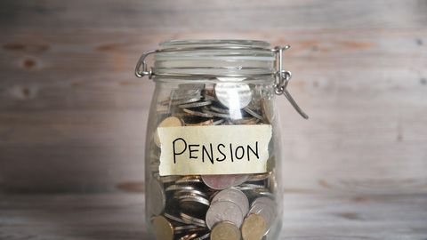 Минфин предлагает дать людям возможность увеличить свои взносы во II пенсионную ступень