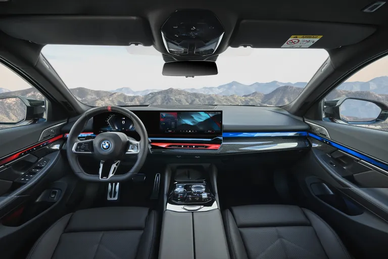BMW i5 M60 interjöör.