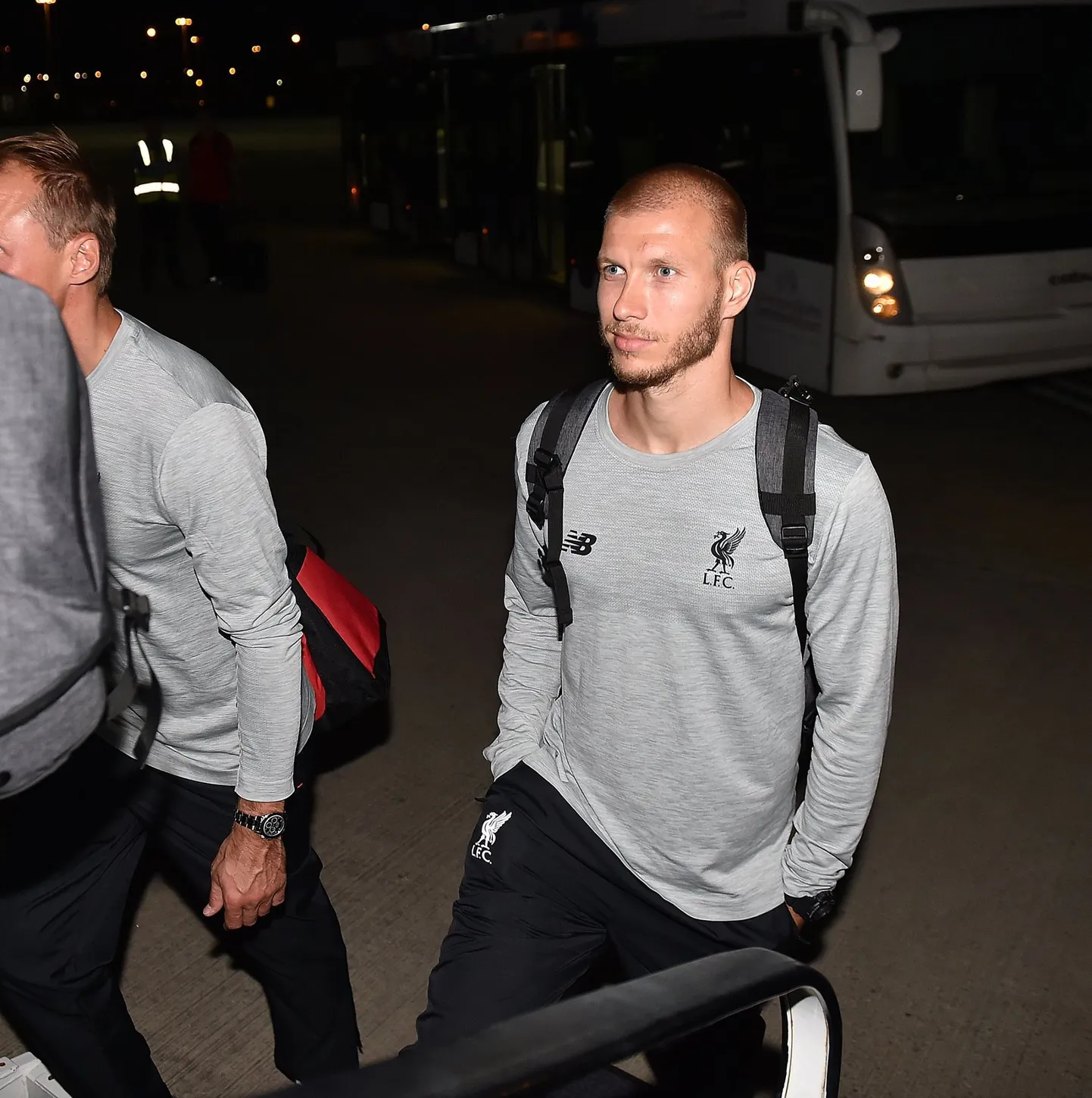 Ragnar Klavan eile siirdumas FC Liverpooliga USA turneele.