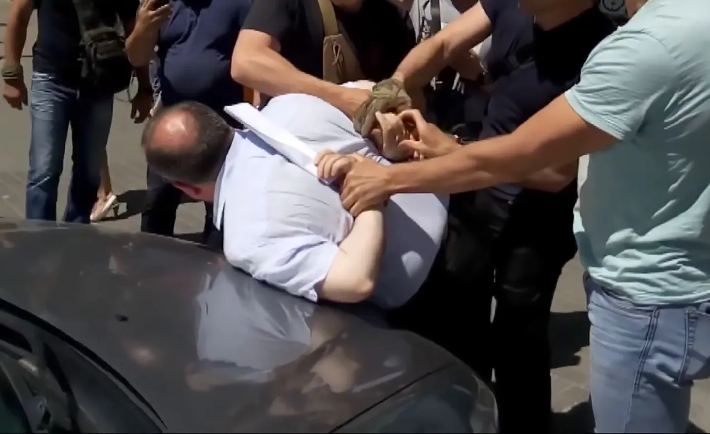 Арест подозреваемого в организации покушения на Аркадия Бабченко.