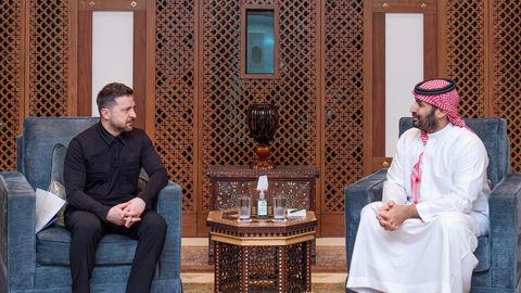 Avoti: Ukraina un Saūda Arābija noslēgušas vienošanos par sadarbību pretgaisa aizsardzībā