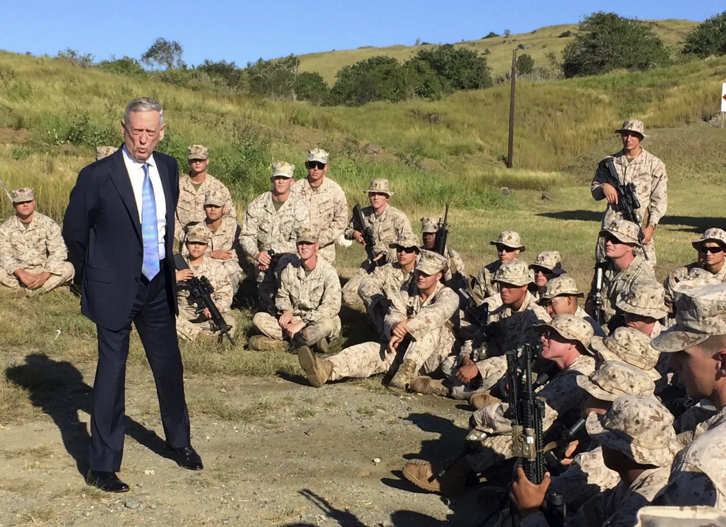 James Mattis USA merejalaväelastega Kuubal.