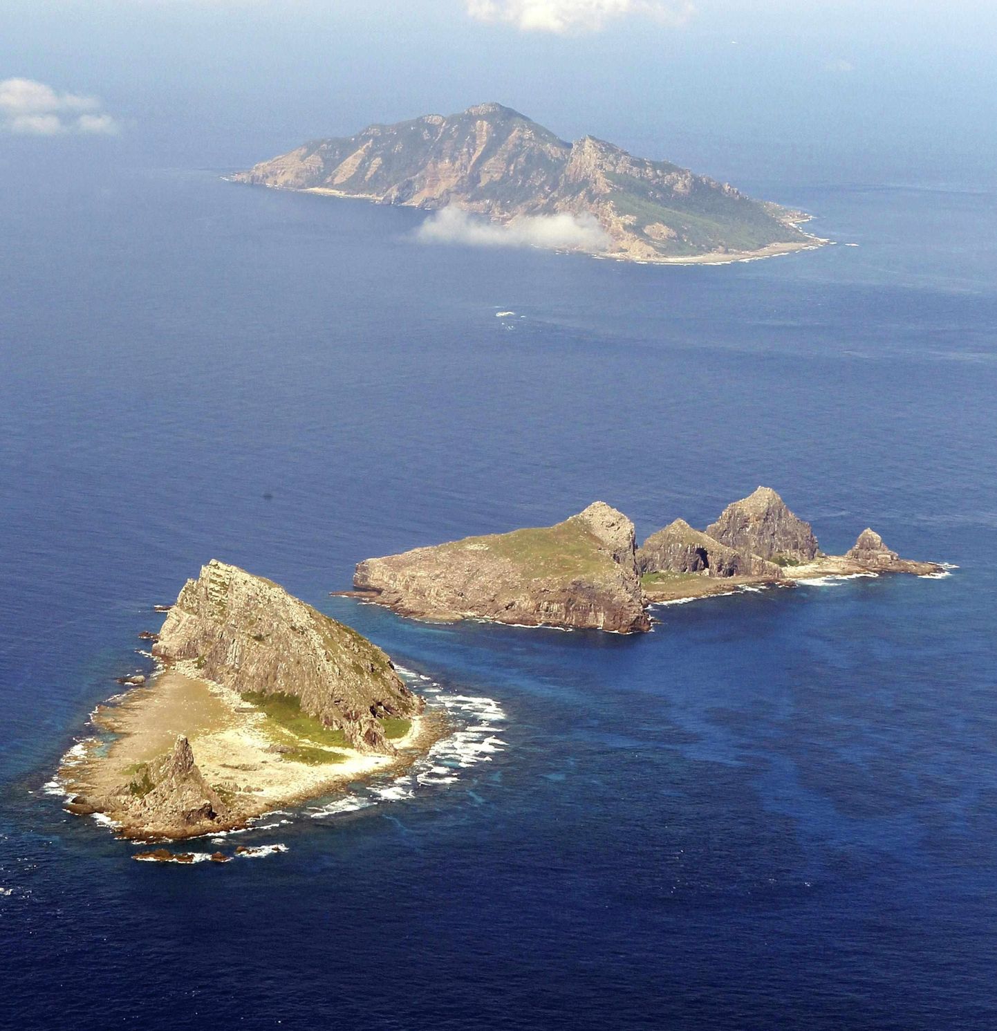 Vaidlusalused saared Ida-Hiina meres, mida Jaapanis tuntakse Senkaku saartena ning Hiinas Diaoyu saartena.
