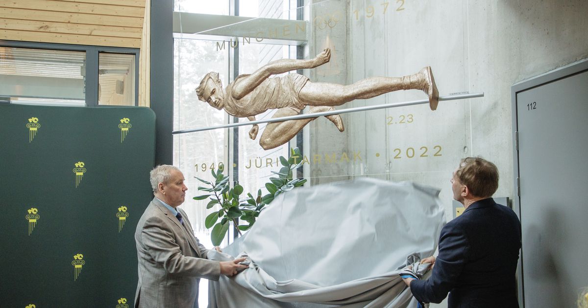 GALERII ⟩ Nõmmel avati olümpiavõitjale pühendatud kuju