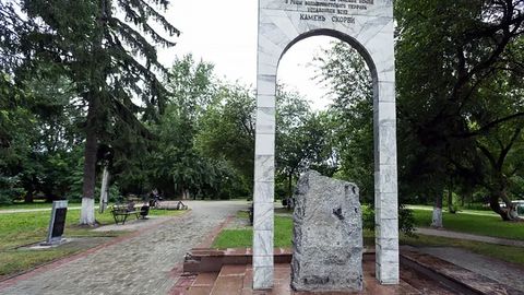 Lietuva izsaka protestu Krievijai par represēto pieminekļa nojaukšanu Tomskā