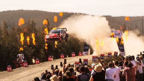 Toyota paneb WRC ühele ajastule punkti vinge tähisega
