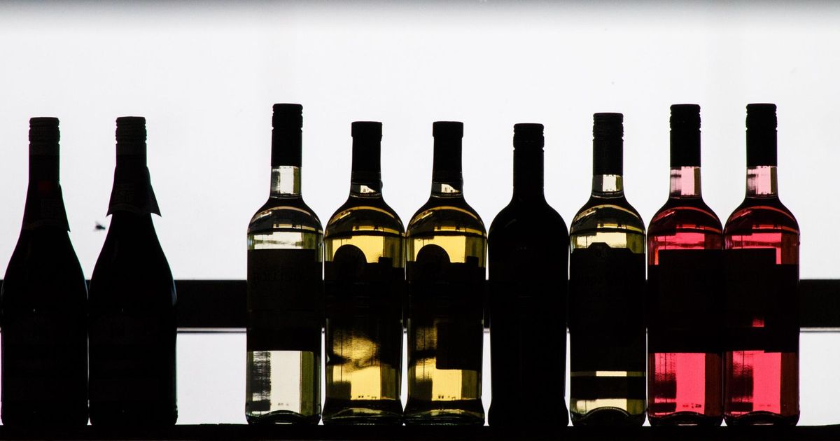 Tapal murti sisse poodi ja varastati alkoholi