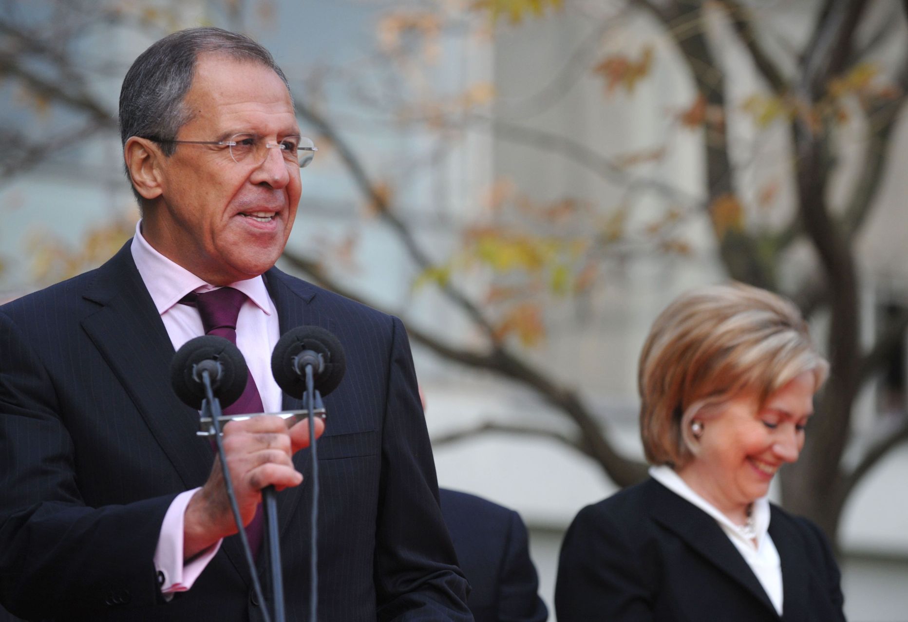 Vene välisminister Sergei Lavrov koos oma USA kolleegi Hillary Clintoniga.
