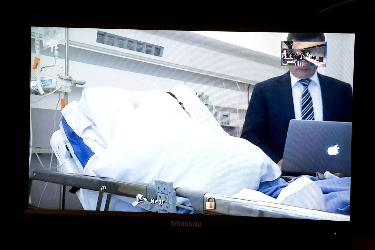 Abderrahman Bouanani varjas eelmisel aastal oma nägu, mil ta ilmus kohtu ette videosilla kaudu.