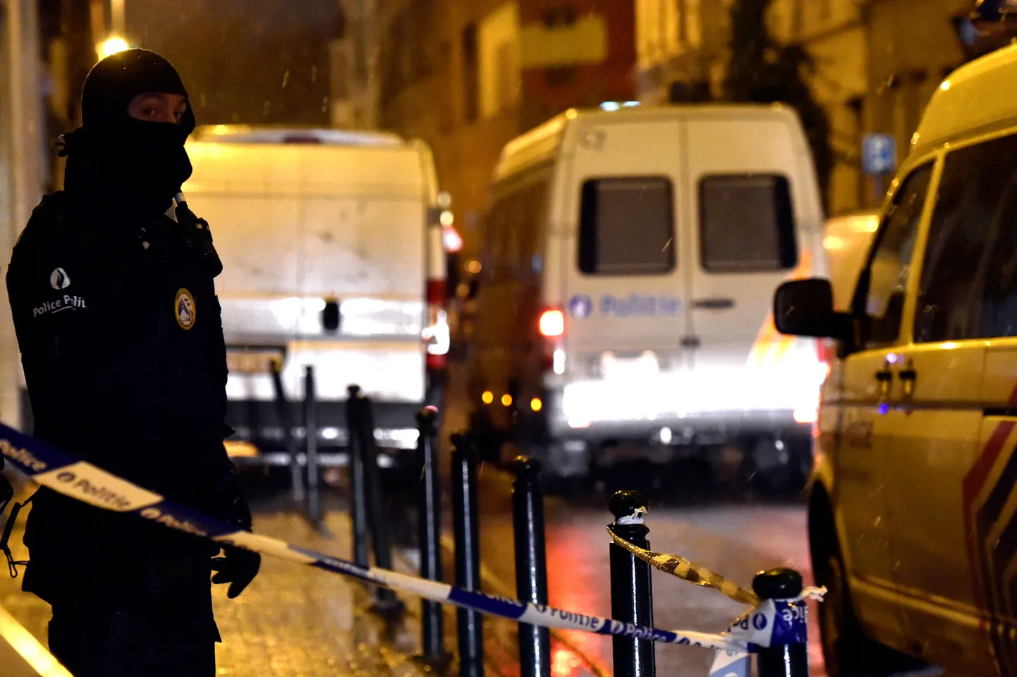 Belgia politseinik operatsioonil.