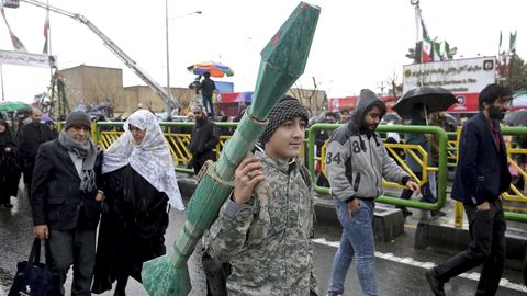 Iraan värbab 12-aastaseid «kodumaa kaitsjateks»