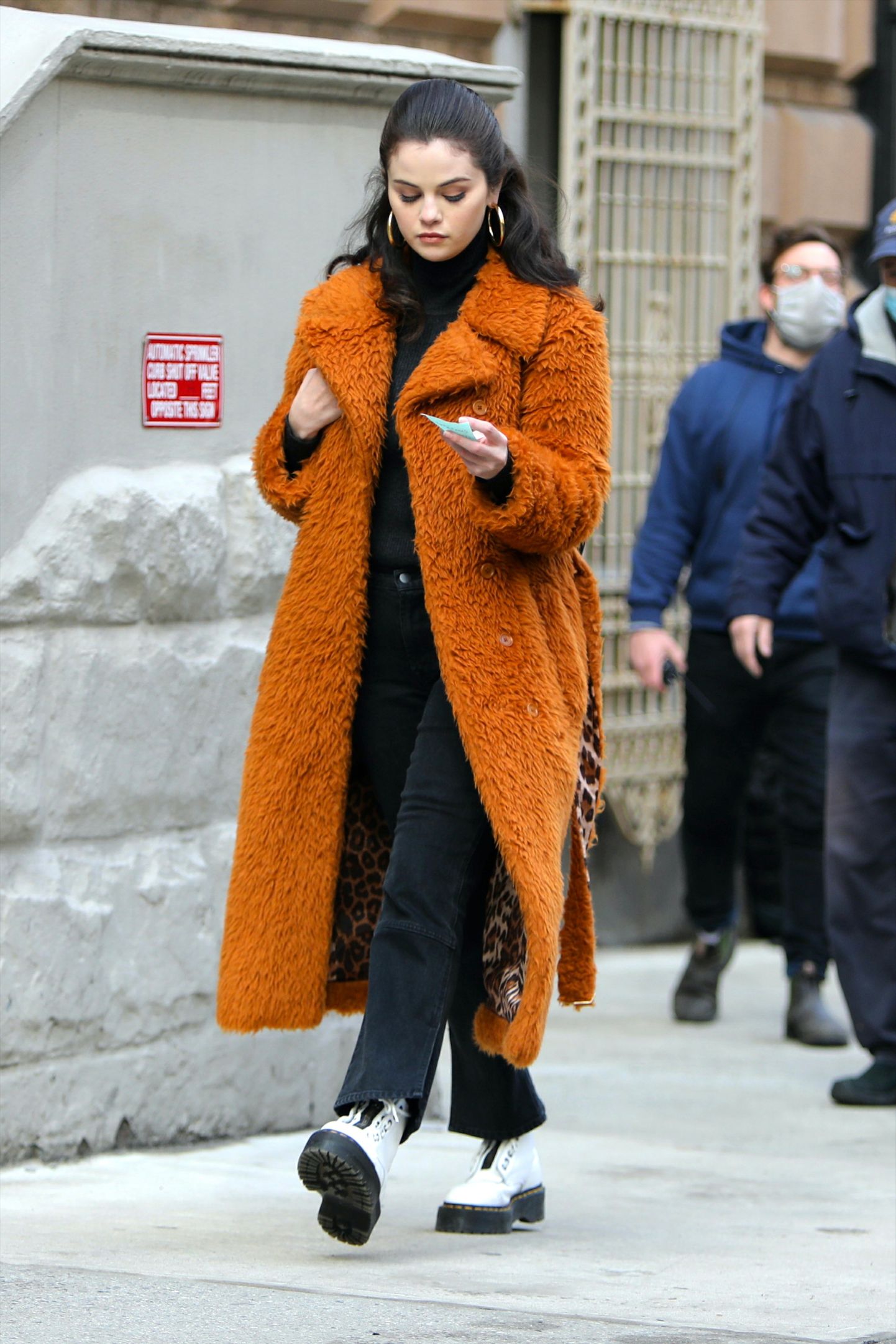 Selena Gomez 2021. aasta veebruaris New Yorgis filmivõtetel.