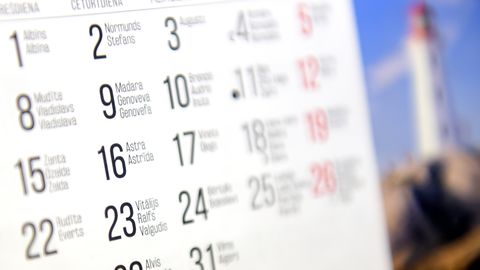 В Латвии растет популярность имен Адам и Иева