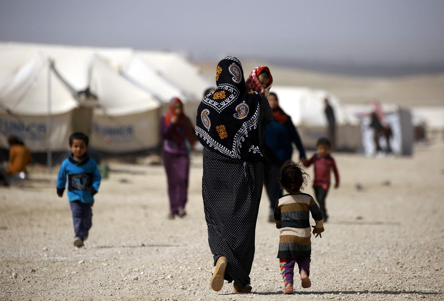 Kurdide kontrollitud Al-Holi laager Süüria põhjaosas.