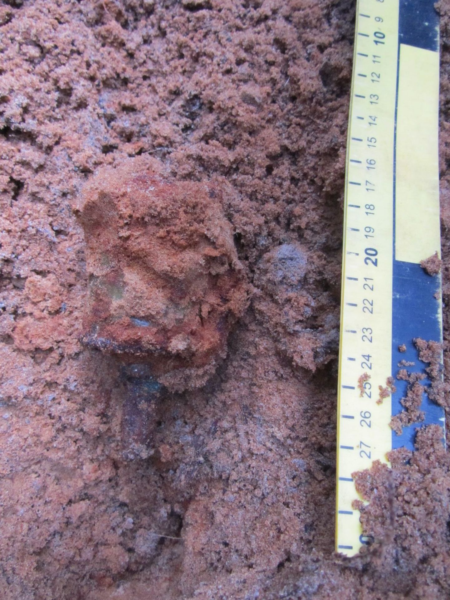 Massiarus leiti käsigranaat RG-42.