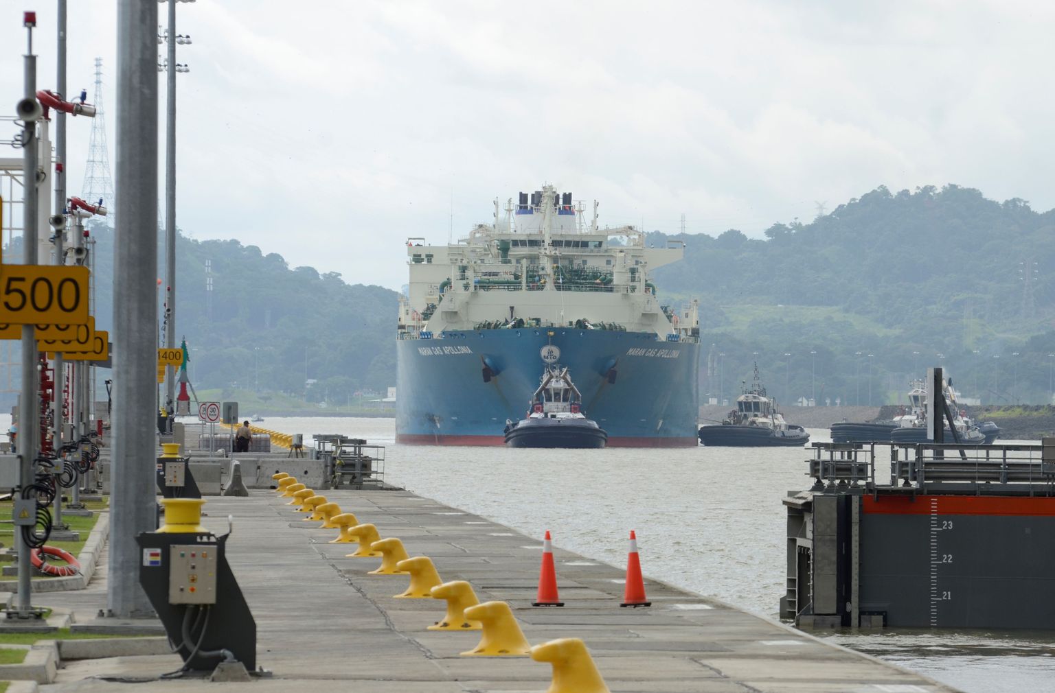 Tanker laiendatud Panama kanalil.