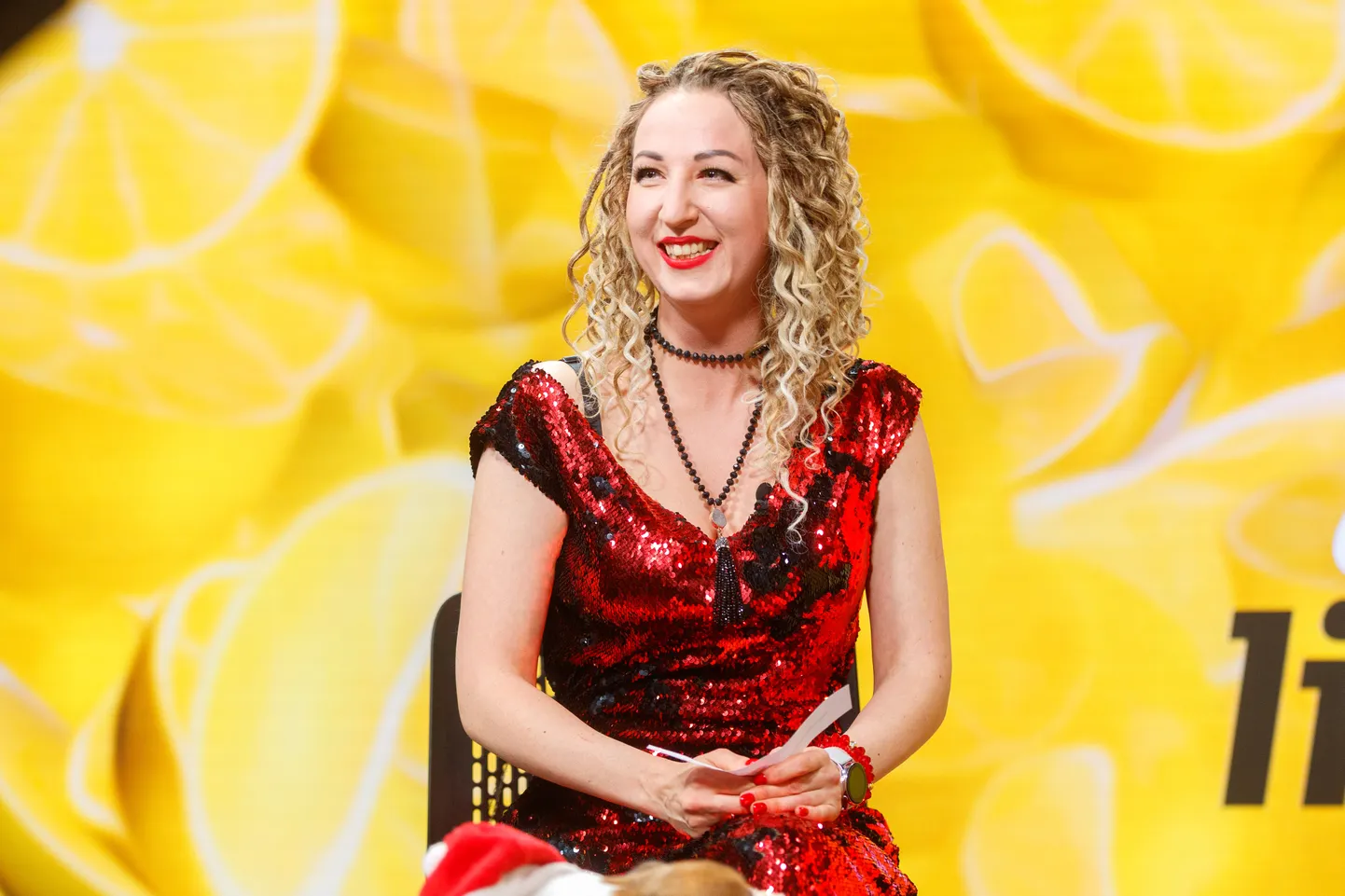 Певица Anna Curly