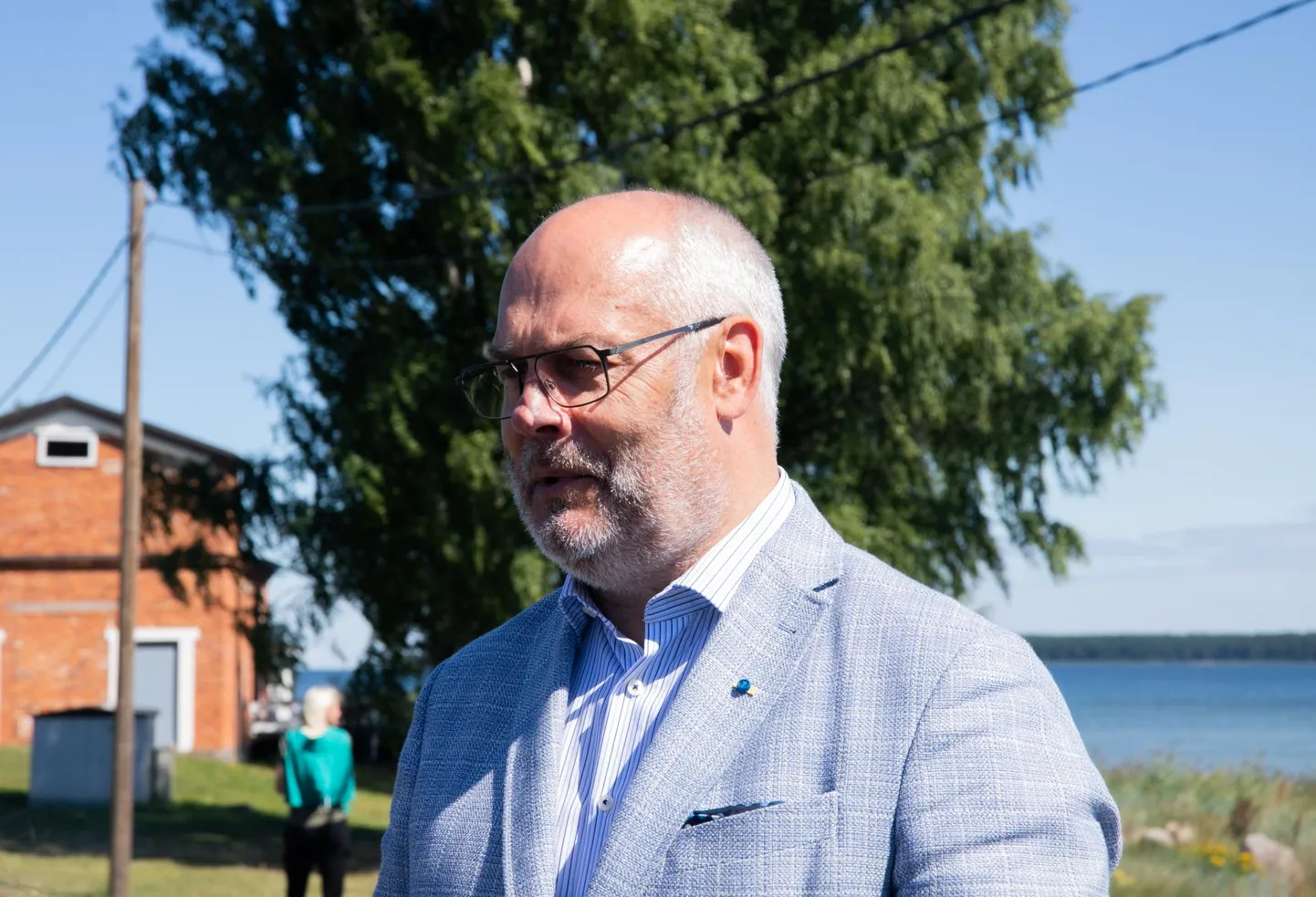 President Alar Karis kutsub noori õpetaja eriala valima.
