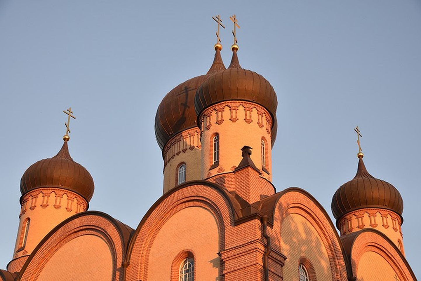 Eestis kehtestatud eriolukorra tõttu ristimistalitusi Pühtitsa kloostris ajutiselt ei tehta.
